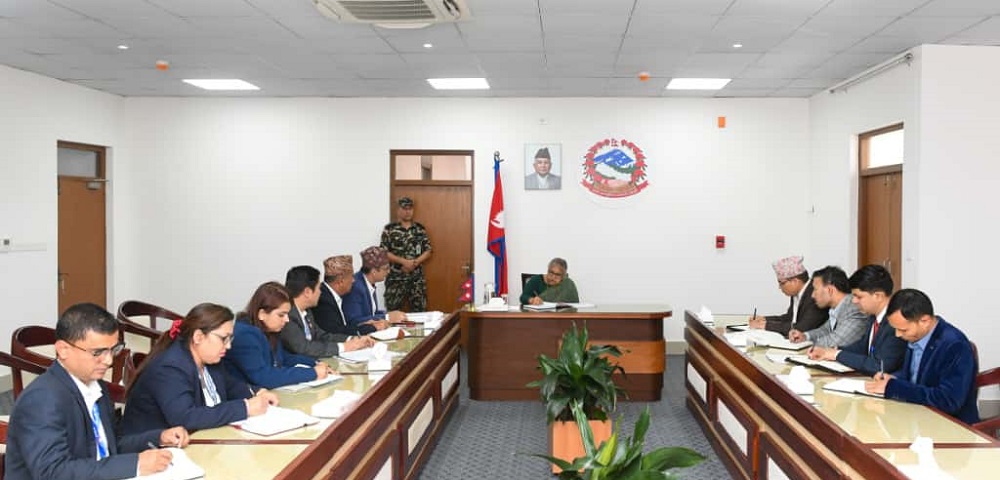 आन्दोलनरत नर्सहरुको समस्या तत्काल समाधान गर्न प्रधानमन्त्रीको निर्देशन