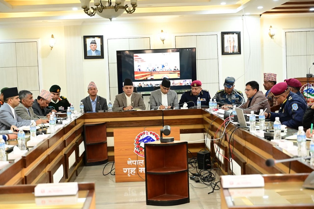 निर्वाचनका लागि सम्पूर्ण सुरक्षाको प्रबन्ध मिलाइएको छ, निर्धक्क भएर मतदान प्रक्रियामा भाग लिन गृहमन्त्रीको आह्वान