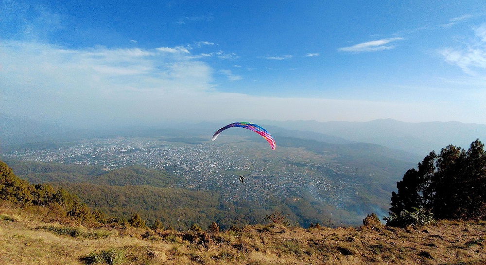 सुदूरपश्चिममा प्याराग्लाइडिङ अध्ययनः पर्यटन ‘सर्किट’ निर्माण गर्न सकिने